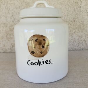 New Rae Dunn Ceramic Cookie Jar with Painted Cookie Design